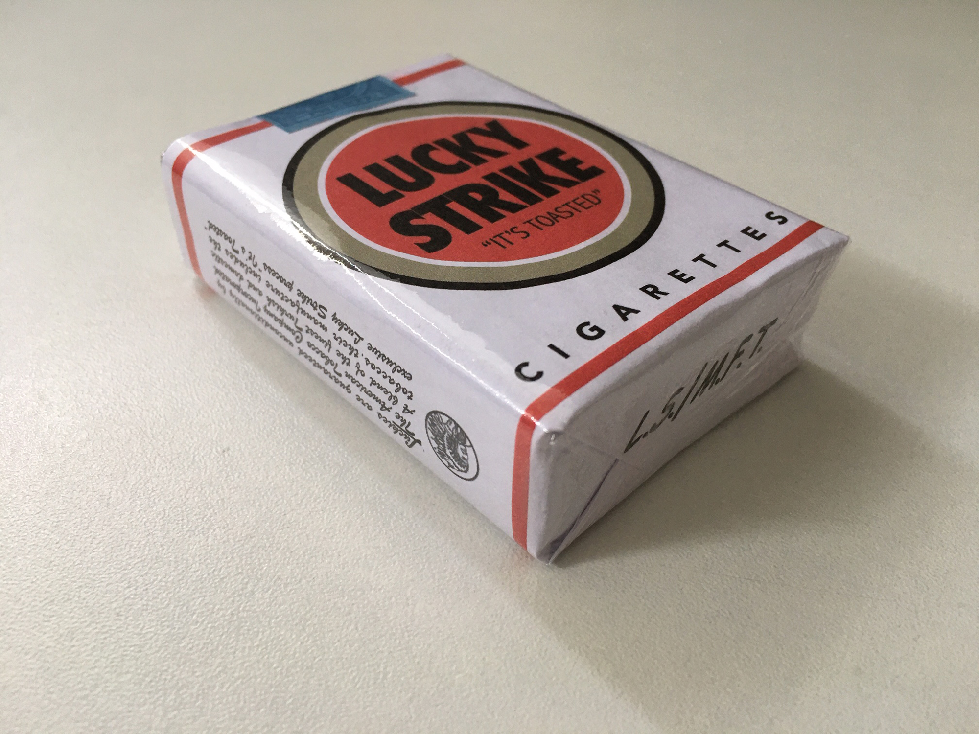 Lucky Strike MAD MEN It's Toasted PULP FICTION Faux paquet Dummy