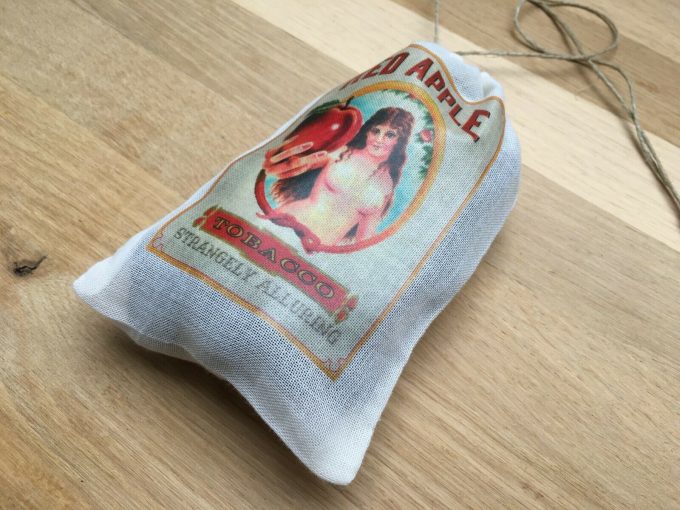 khristore Movie prop Red Apple Cigarette Django Unchained TOBACCO POUCH Bag Sachet tabac TARANTINO