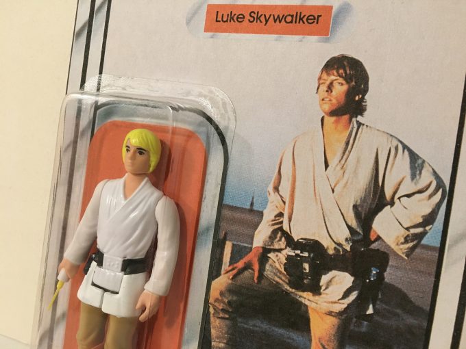 Unpouched 1977 Star Wars Luke Skywalker Kenner REPLICA 1978 Vintage Yellow Hair card back auction khristore france