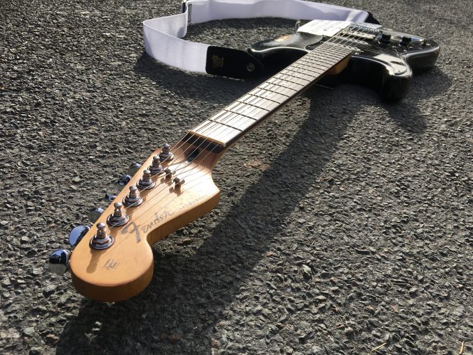 Kurt Cobain vandalism strat left handed gaucher heavy relic road worn seymour duncan tb4 nirvana khristore