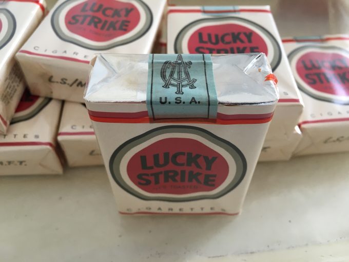 Extremely rare LUCKY STRIKE cigarette pack Armed Forces Issue WWII US ARMY White unopened ATC Blue label Stamp free of tax WW2 khristore