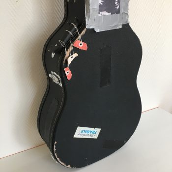 Kurt Cobain Martin D18E Unplugged guitar Replica -1
