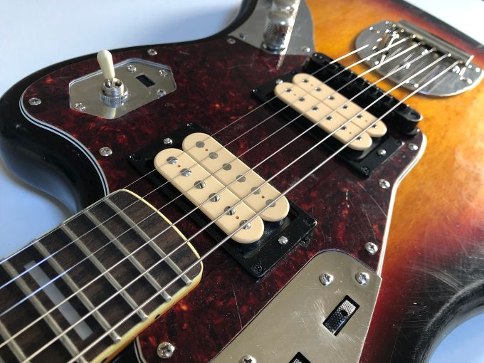 Kurt Cobain Jaguar road worn khristore Nirvana guitar