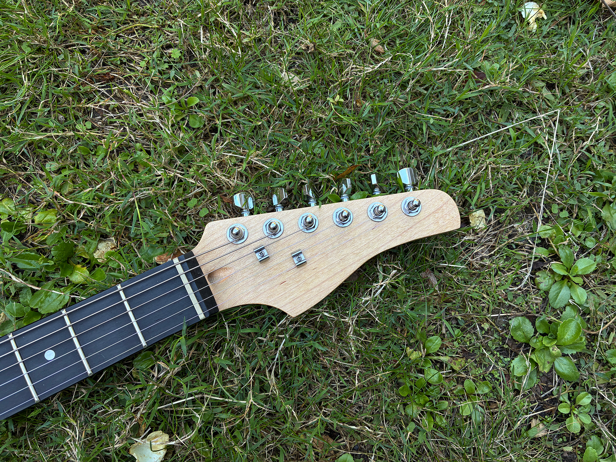 1.1/ Kurt Cobain Vandalism Strat NIRVANA Live at PARADISO in