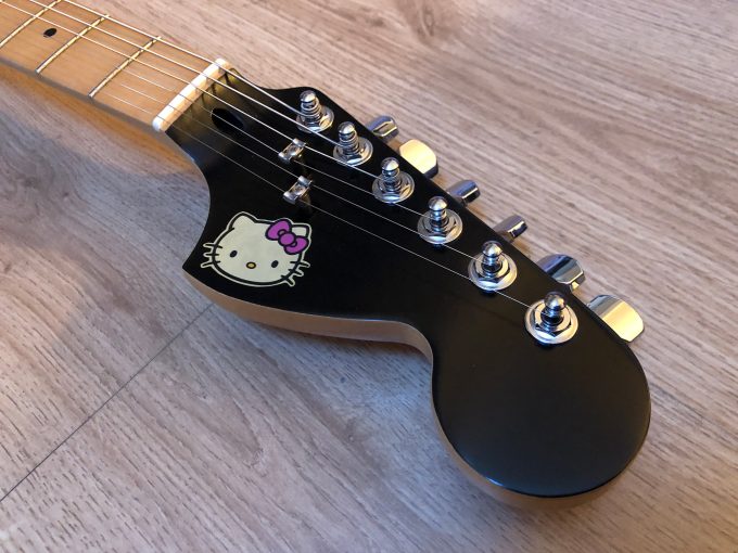 Squier Fender Stratocaster Hello Kitty Strat Box Strat strap matching headstock khristore 4