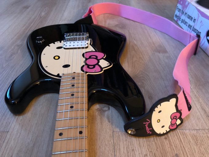 Squier Fender Stratocaster Hello Kitty Strat Box Strat strap matching headstock khristore 8