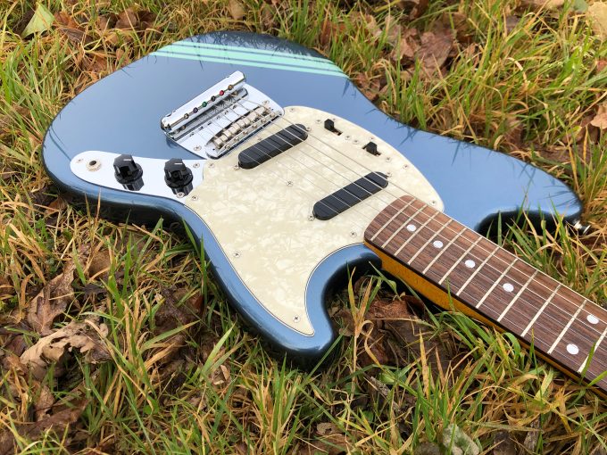 Fender-Mustang-69-Competition-lpb-lake-pacid-blue-2010-reissue-kurt-cobain-nirvana-guitar-khristore 8