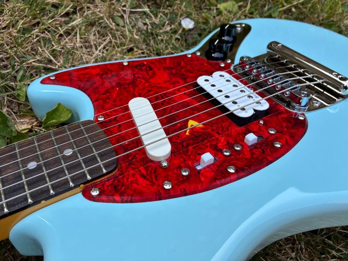 Kurt-Cobain-SkyStang-I-Nirvana-guitar-khristore PlexiStang plexi pickguard 6