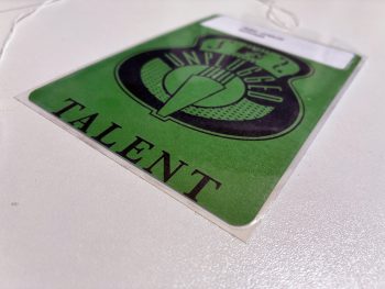 Nirvana-Unplugged-1993-Kurt-Cobain-Talent-Badge-green-ticket-concert-all-access-badge-khristore-3